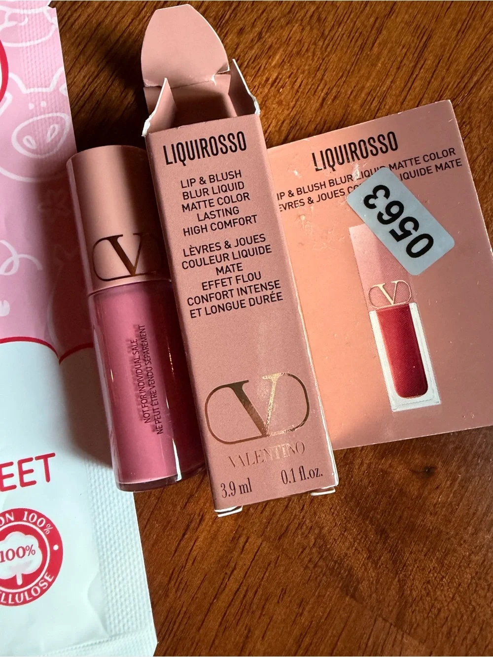 Valentino Gloss Estée Lauder Pure Color Crystal Balm Lipstick Face Mask Eye Mask